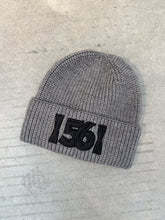 Load image into Gallery viewer, 56 BEANIES
